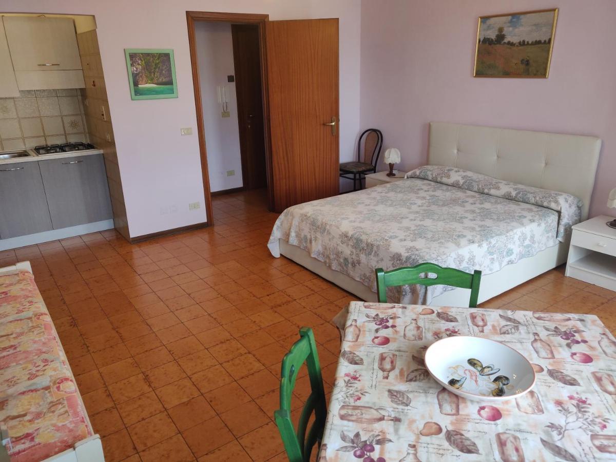 Residenza Il Poggio Apartment Сан Бартоломео ал Маре Екстериор снимка